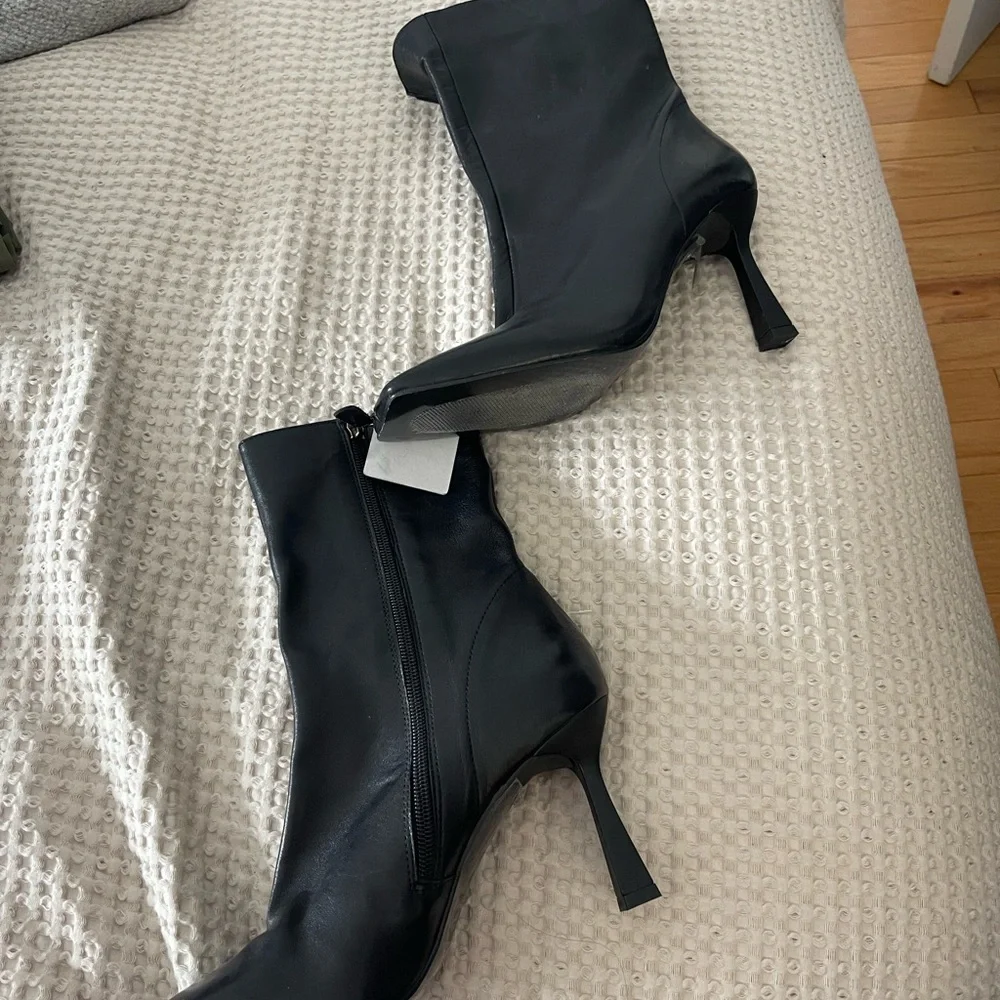 Zara Heeled Ankle Booties - Picture 4 of 6